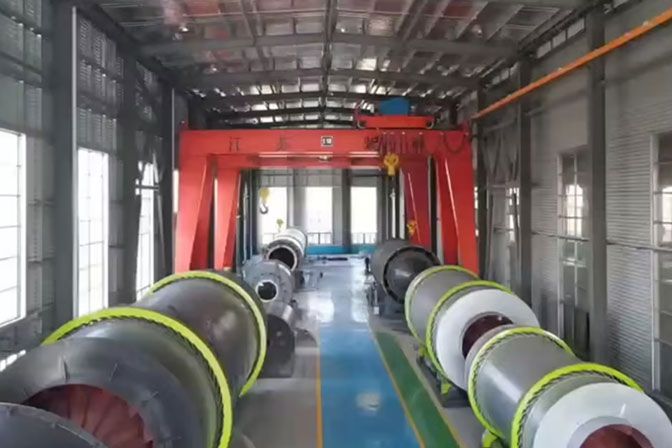 Three cylinder dryer production workshop